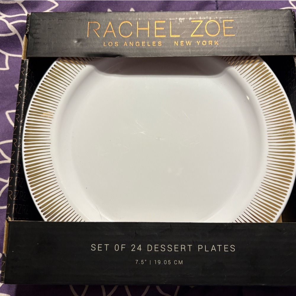 Rachel Zoe Golden Lines & White Disposable Round Dessert plates, 24 plates
.